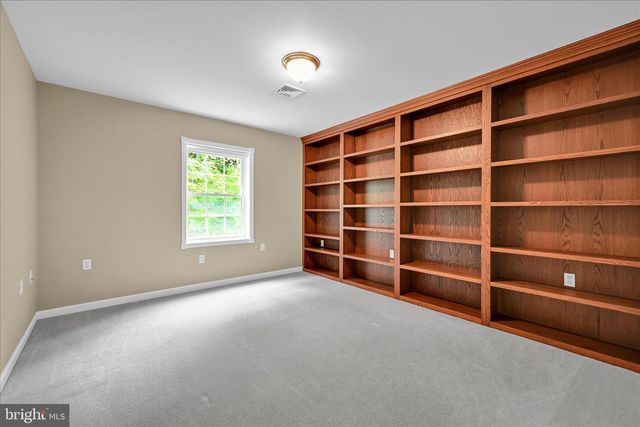 1289 OAK TERRACE LN, Pottsville, PA 17901