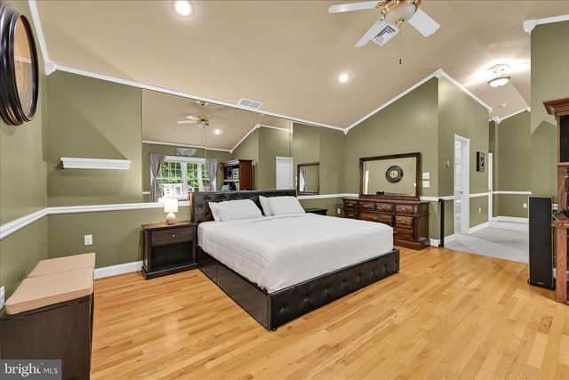 1289 OAK TERRACE LN, Pottsville, PA 17901