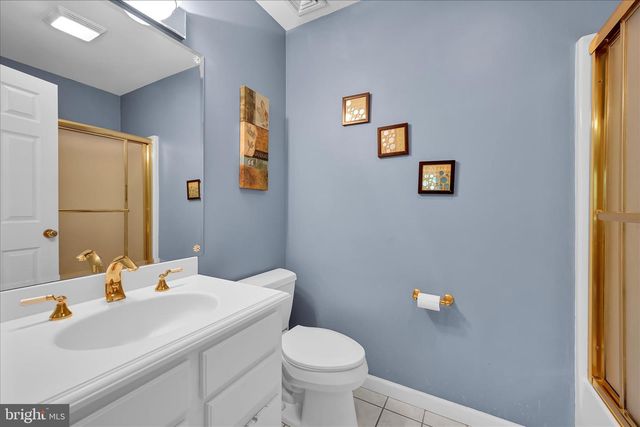 1289 OAK TERRACE LN, Pottsville, PA 17901