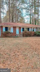 2596 Connally Drive, East Point, GA 30344