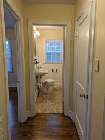 616 Gracey Ave, Clarksville, TN 37040