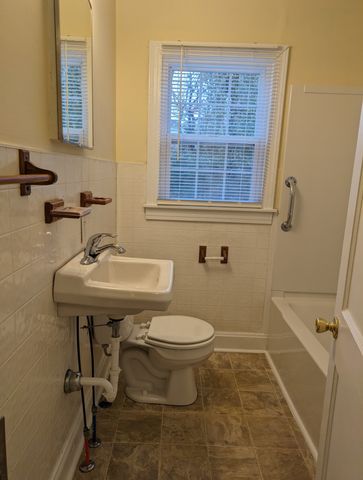 616 Gracey Ave, Clarksville, TN 37040