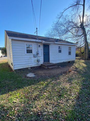 616 Gracey Ave, Clarksville, TN 37040