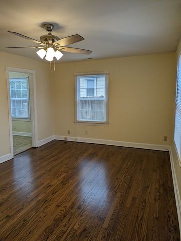 616 Gracey Ave, Clarksville, TN 37040