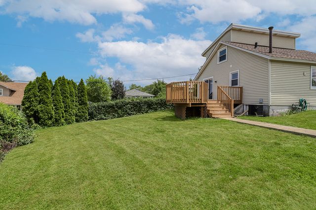 521 Mccarthy Road, Lemont, IL 60439