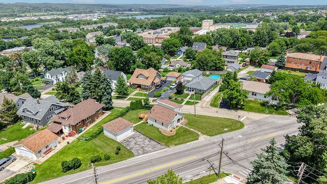 521 Mccarthy Road, Lemont, IL 60439