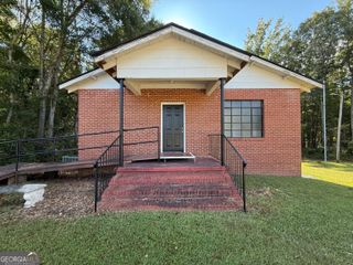 5047 W Point Road, Lagrange, GA 30240