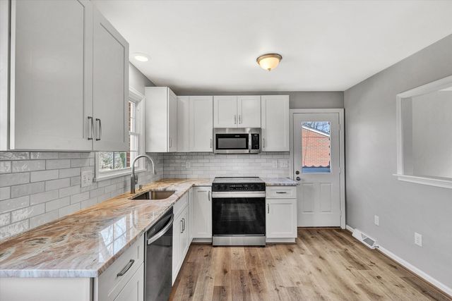 6420 Nell DR, Roanoke, VA 24019