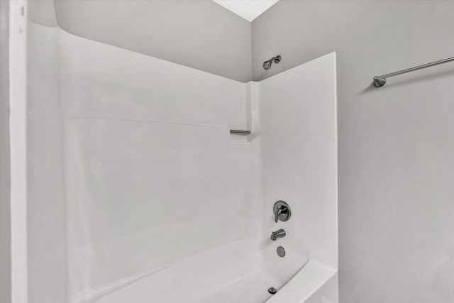 6420 Nell DR, Roanoke, VA 24019