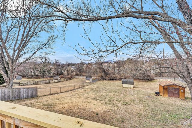 6420 Nell DR, Roanoke, VA 24019