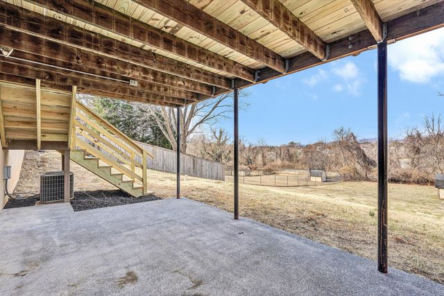 6420 Nell DR, Roanoke, VA 24019