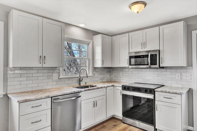 6420 Nell DR, Roanoke, VA 24019