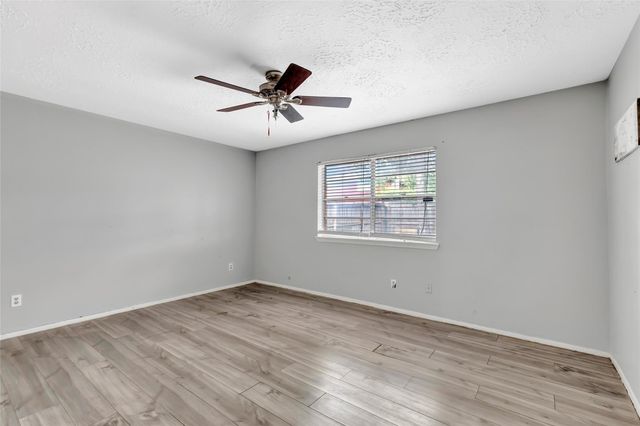 8415 Apothecary Lane, Houston, TX 77064