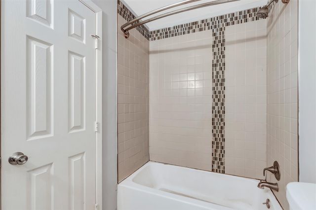 8415 Apothecary Lane, Houston, TX 77064