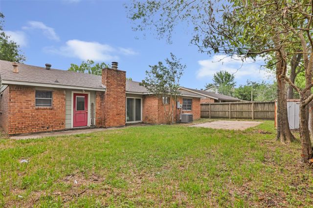 8415 Apothecary Lane, Houston, TX 77064