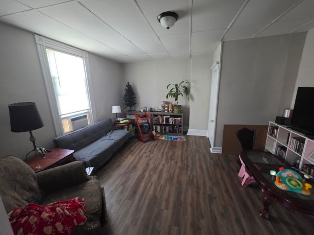 108 W 7th Street, Newport, KY 41071