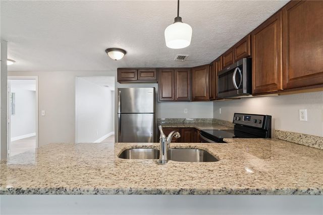 3625 COCHRAN STREET, Apopka, FL 32703