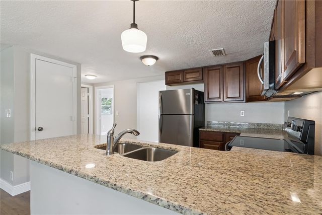 3625 COCHRAN STREET, Apopka, FL 32703