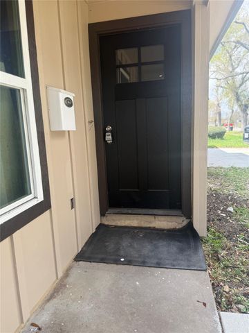 7422 Thurow Street, Houston, TX 77087