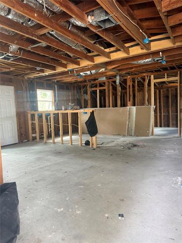 7422 Thurow Street, Houston, TX 77087