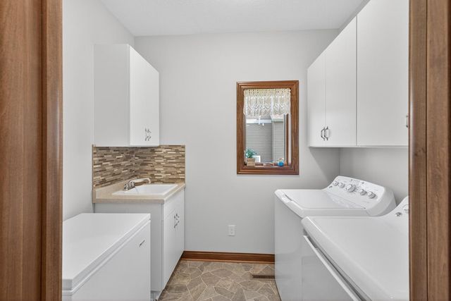 2879 Ivory Road NE, Rochester, MN 55906
