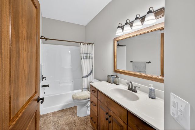 2879 Ivory Road NE, Rochester, MN 55906