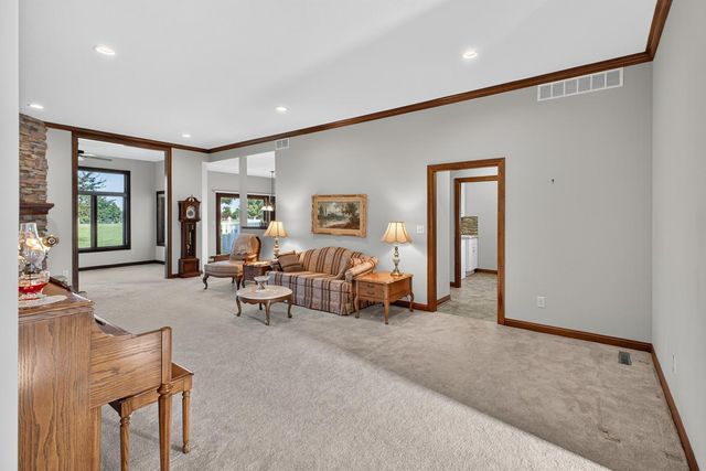 2879 Ivory Road NE, Rochester, MN 55906