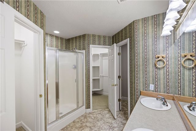 2102 S Greenwich Avenue, Russellville, AR 72802