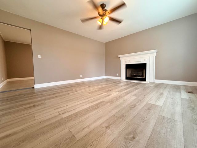 71 Elaine Circle, Fort Oglethorpe, GA 30742