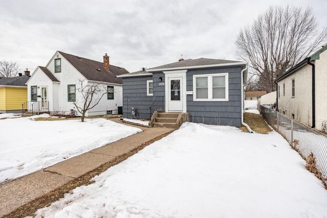 1328 5th Avenue S, South Saint Paul, MN 55075