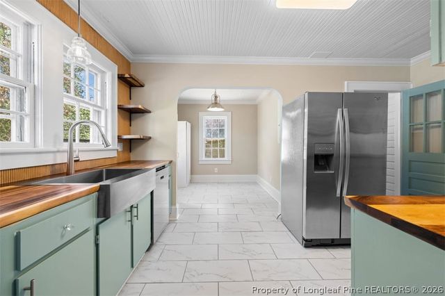 216 N Virginia Avenue, Fayetteville, NC 28305