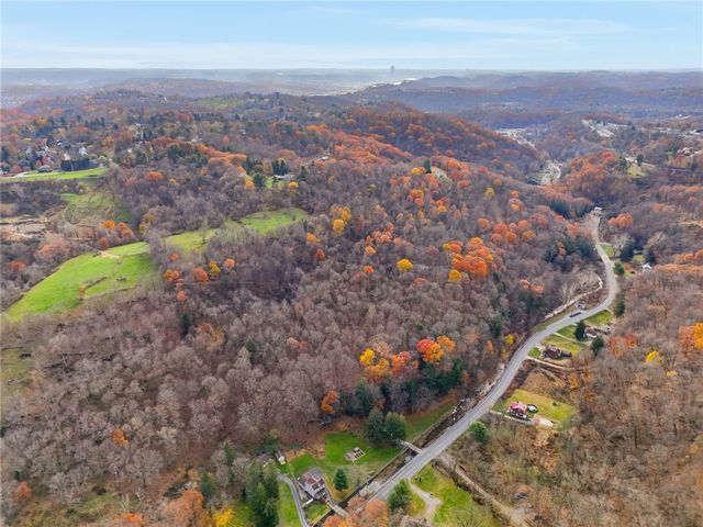 1076 Saxonburg Blvd, O'hara, PA 15116