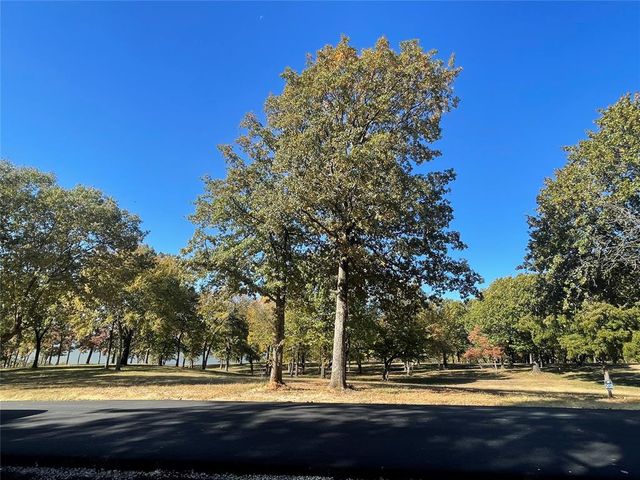 142 Patriot Pointe, Eufaula, OK 74432