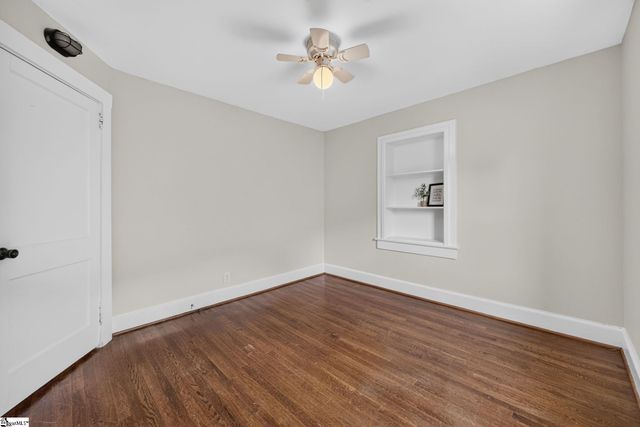121 Connecticut Avenue, Greer, SC 29650