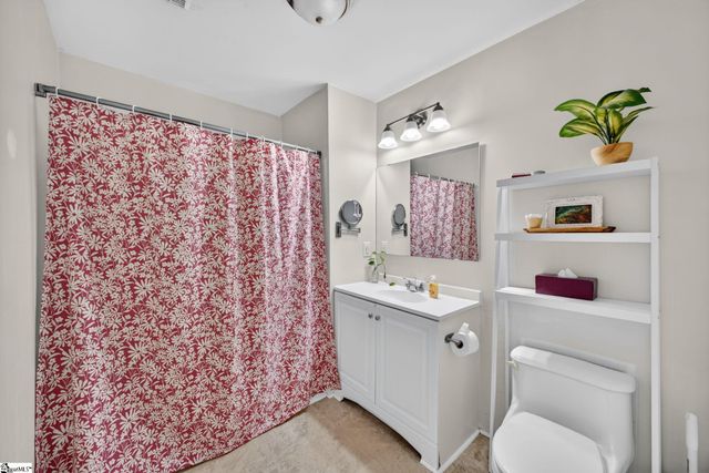 121 Connecticut Avenue, Greer, SC 29650