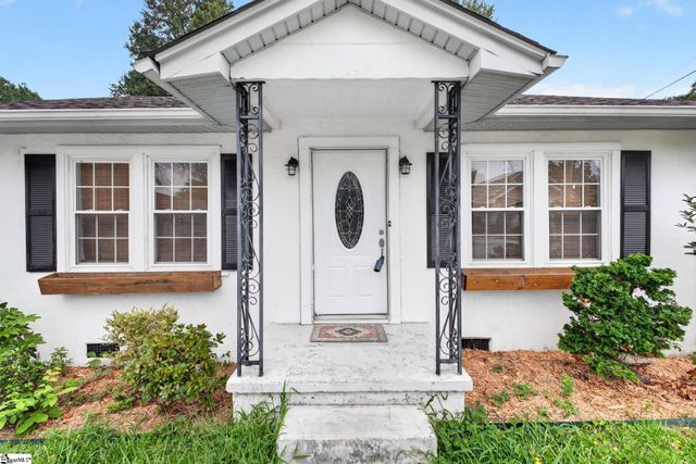 121 Connecticut Avenue, Greer, SC 29650