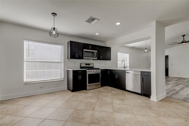 6032 LANSHIRE DRIVE, Tampa, FL 33634