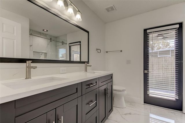 6032 LANSHIRE DRIVE, Tampa, FL 33634