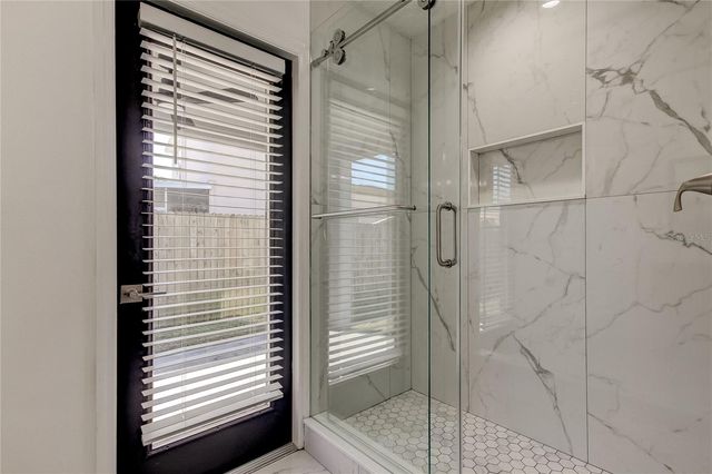 6032 LANSHIRE DRIVE, Tampa, FL 33634