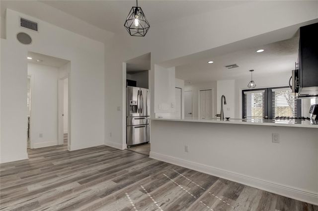 6032 LANSHIRE DRIVE, Tampa, FL 33634