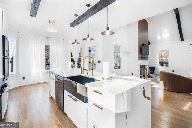 507 Karen Lane, Woodstock, GA 30188