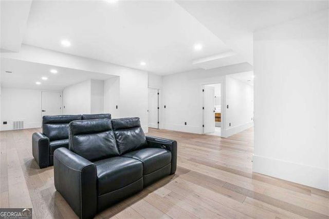 507 Karen Lane, Woodstock, GA 30188