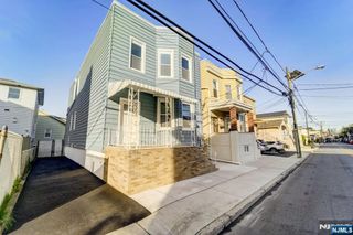 170 Front Street 1, Secaucus, NJ 07094