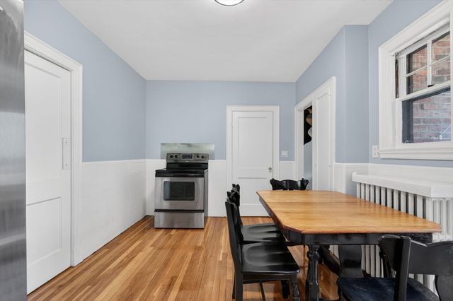 28 Thurlow Ave, Revere, MA 02151