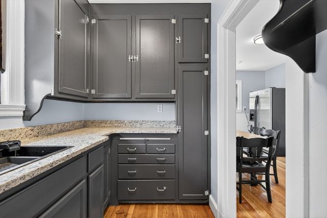 28 Thurlow Ave, Revere, MA 02151