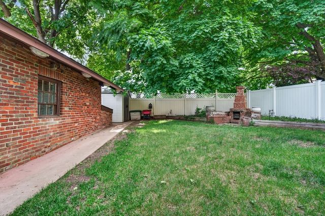 28 Thurlow Ave, Revere, MA 02151