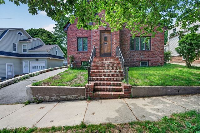28 Thurlow Ave, Revere, MA 02151
