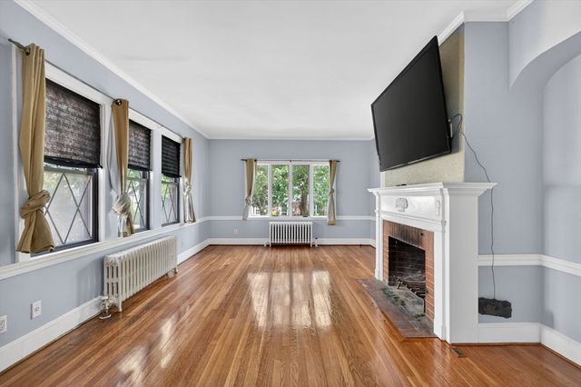 28 Thurlow Ave, Revere, MA 02151