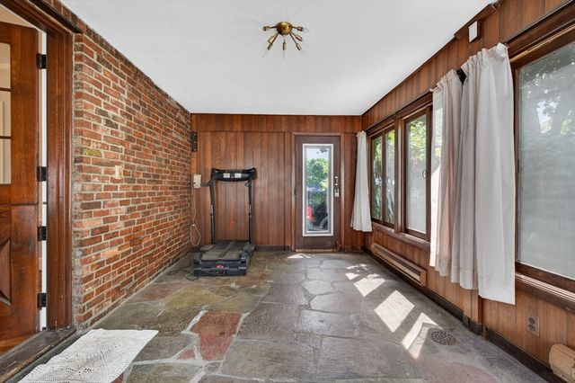 28 Thurlow Ave, Revere, MA 02151