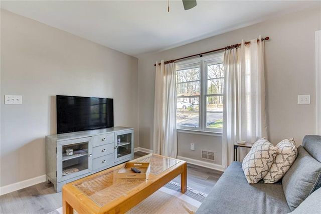 6385 Lobelia Road SW, Mableton, GA 30126